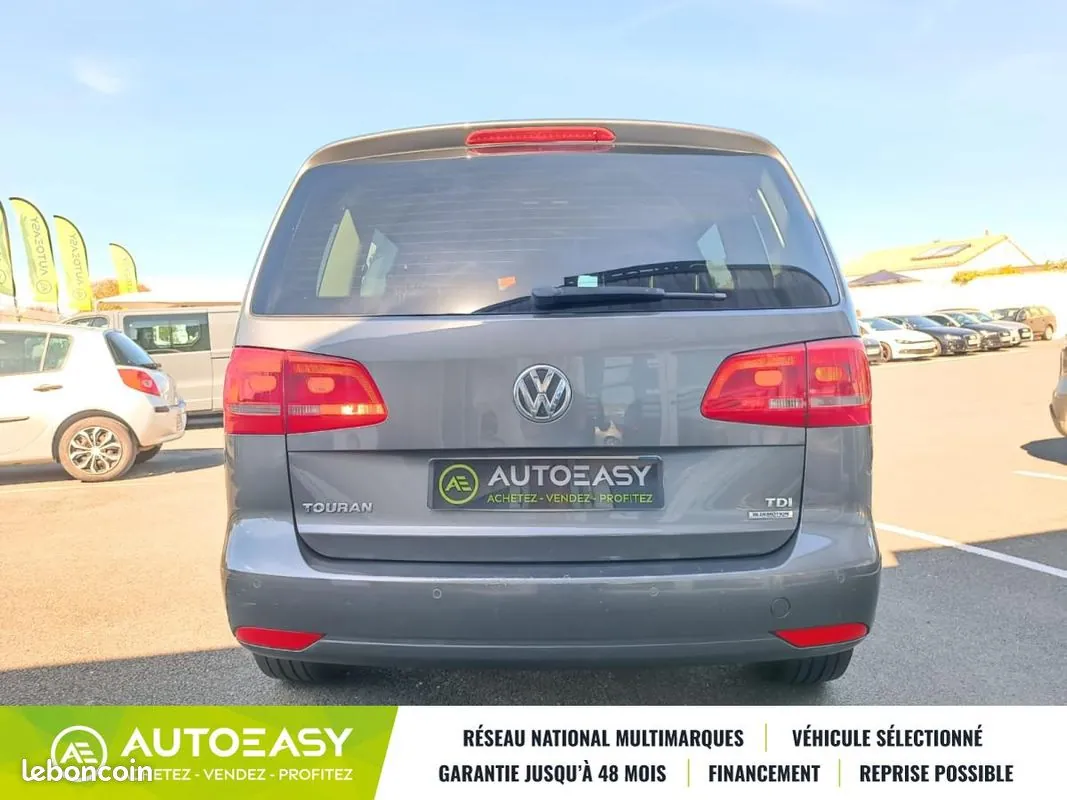 Volkswagen Touran 2013 photo 4