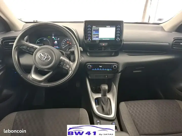 Toyota Yaris 2022 photo 5