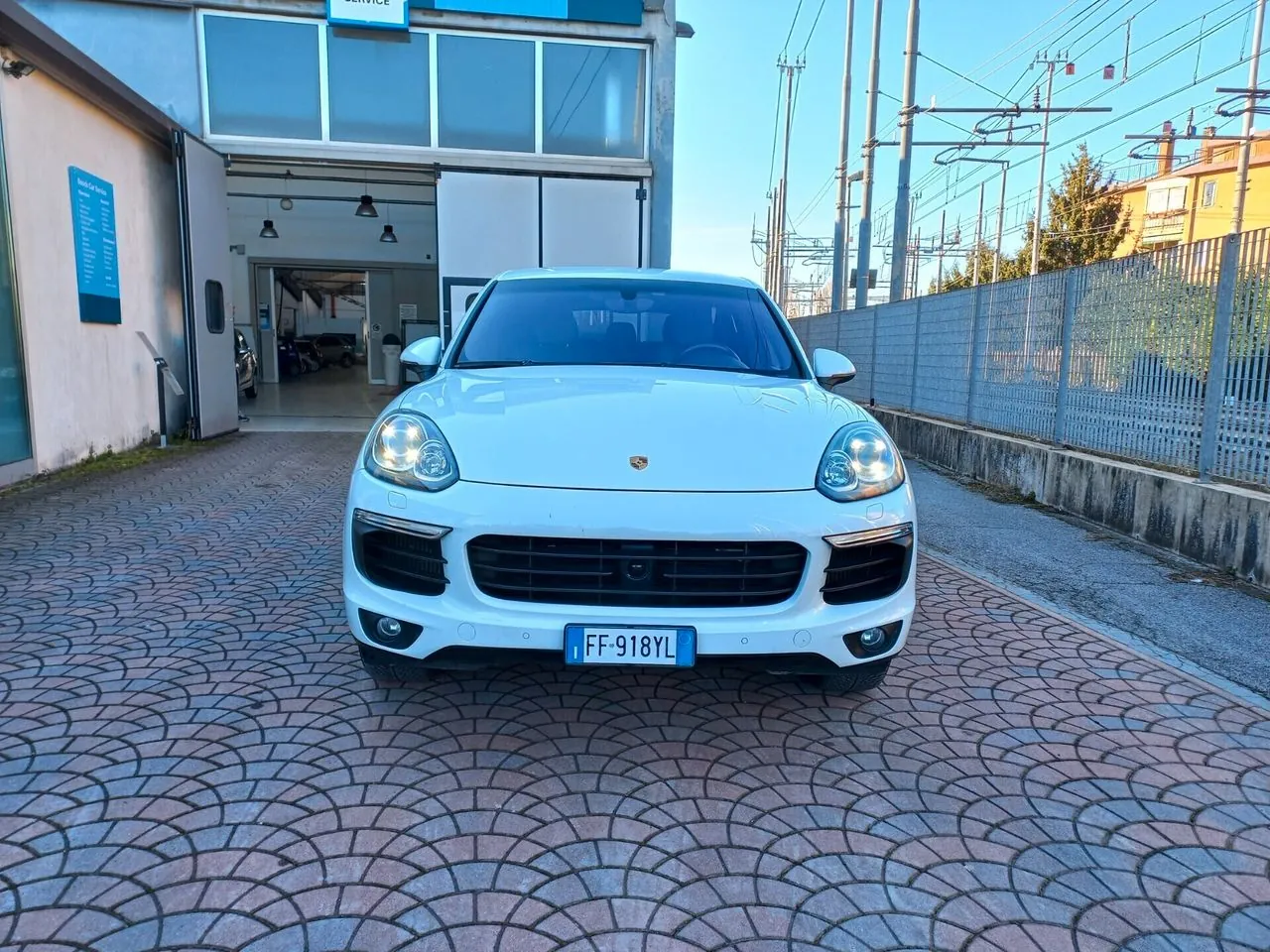 Porsche Cayenne 2016 photo 3