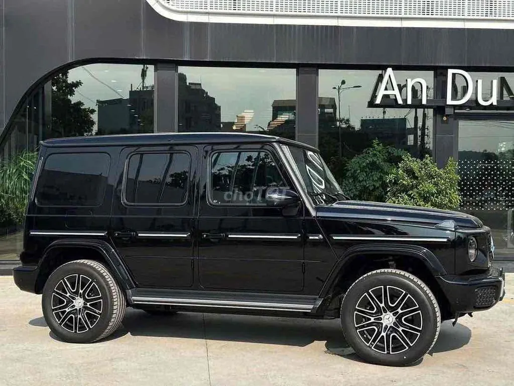 Mercedes-Benz G580 2025 photo 2
