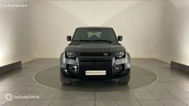 Land Rover Defender 2024 photo 2