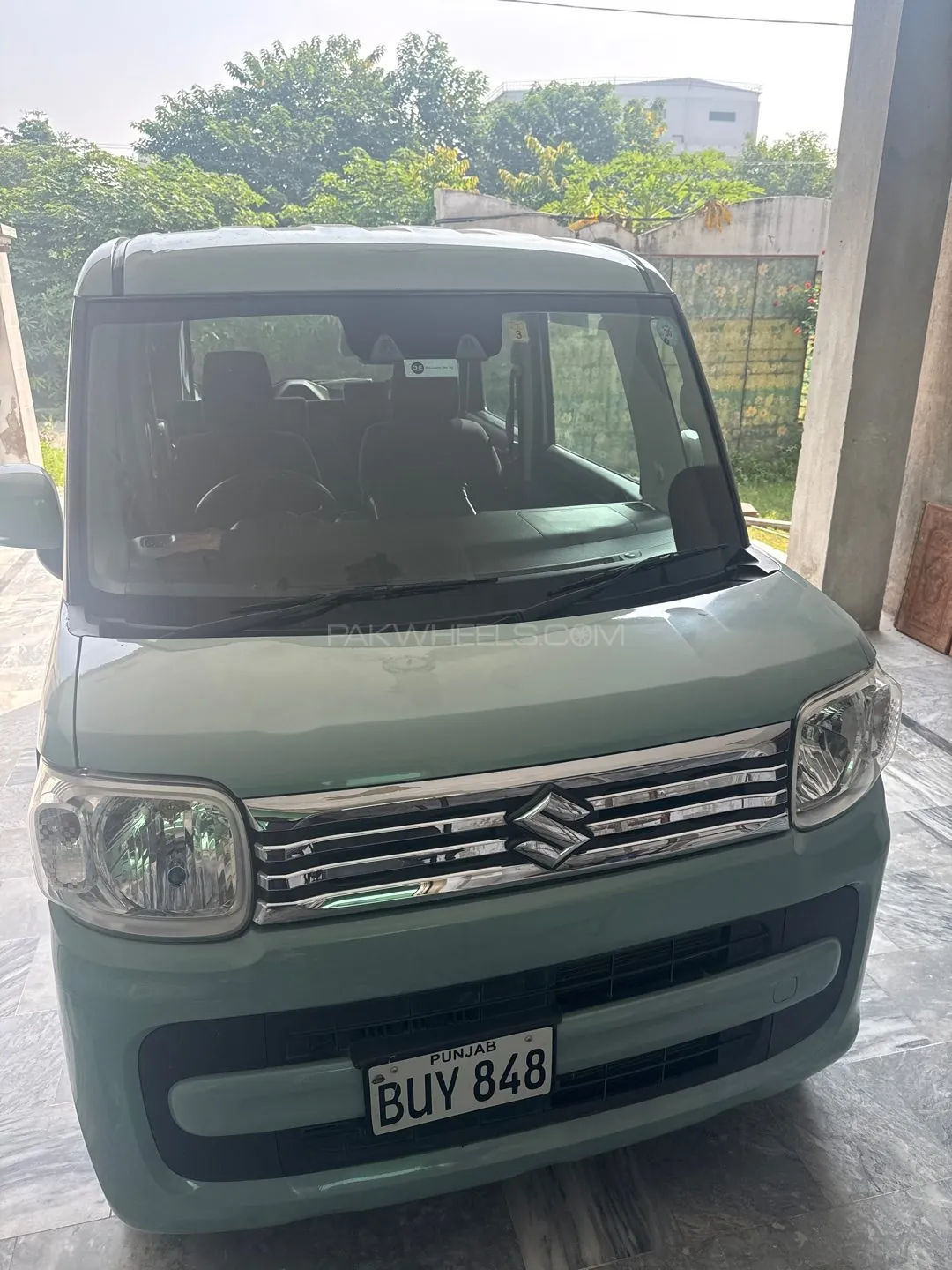 Suzuki Spacia