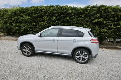 Peugeot 4008