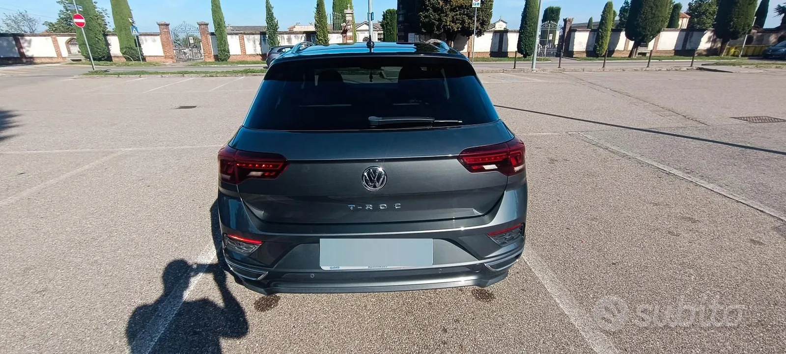 Volkswagen T-Roc 2019 photo 2