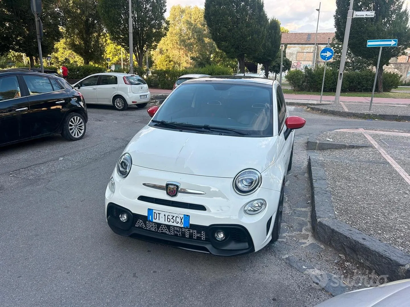 Abarth 500 2008 photo 2