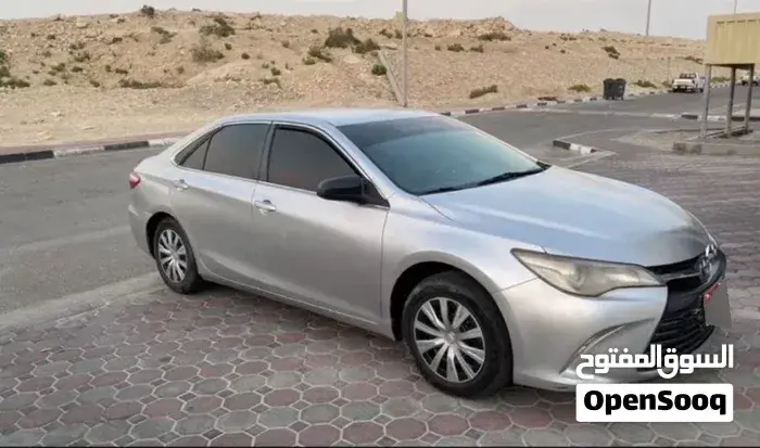 Toyota Camry 2017 photo 2