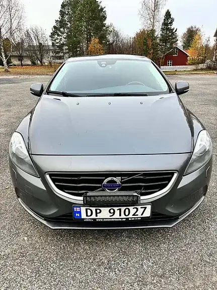 Volvo V40 2013 photo 3