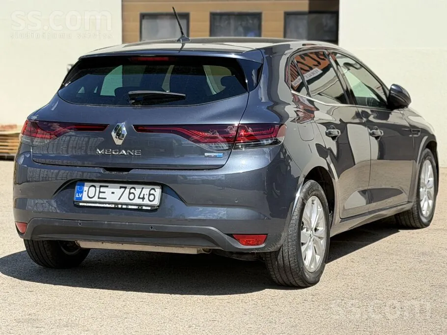 Renault Megane 2021 photo 2