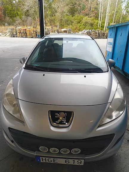 Peugeot 207 2009 photo 2