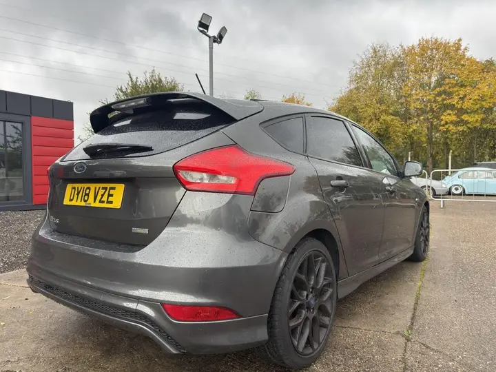 Ford Focus 2018 photo 5