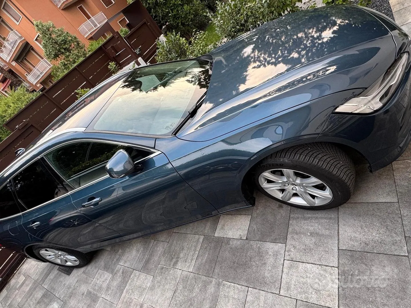 Volvo V90