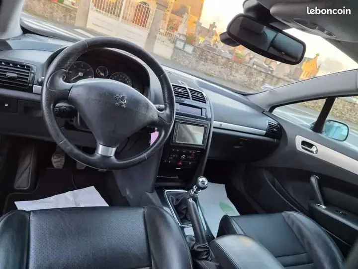 Peugeot 407 2010 photo 3