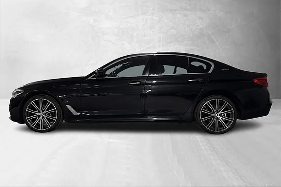 BMW 530E 2018 photo 2