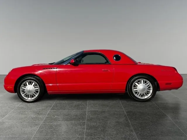Ford Thunderbird 2002 photo 2