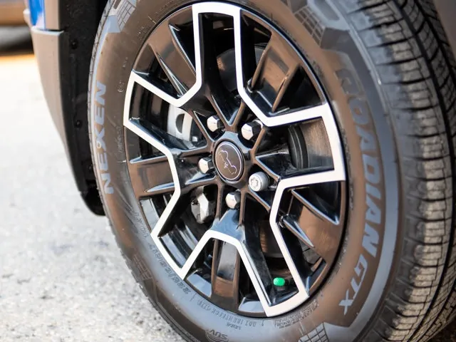 Jeep Cherokee 2026 photo 3
