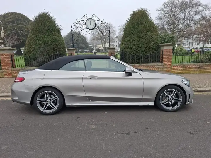 Mercedes-Benz C-Class 2020 photo 3