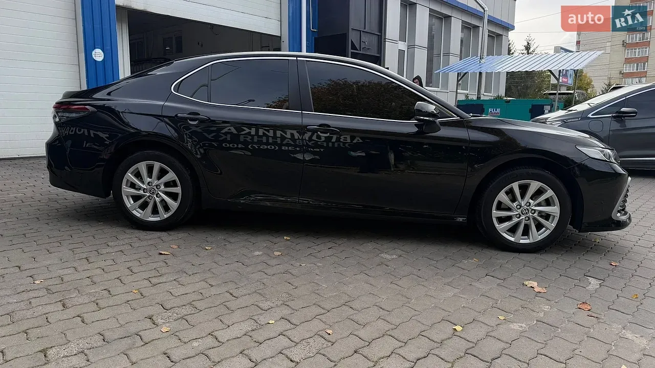 Toyota Camry 2023 photo 4
