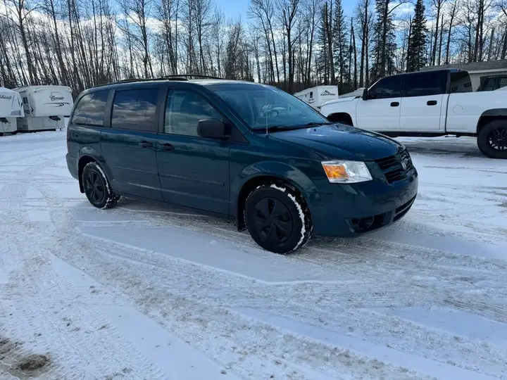 Dodge Grand Caravan 2009 photo 2