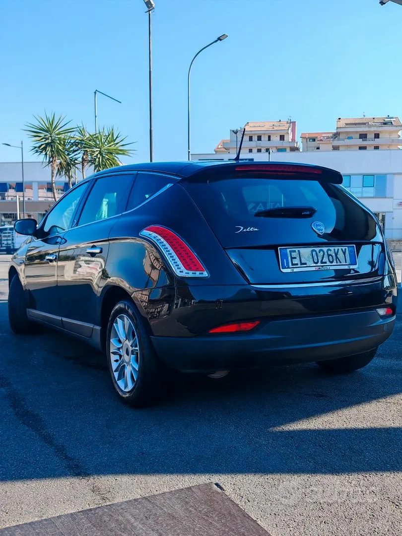 Lancia Delta 2012 photo 4