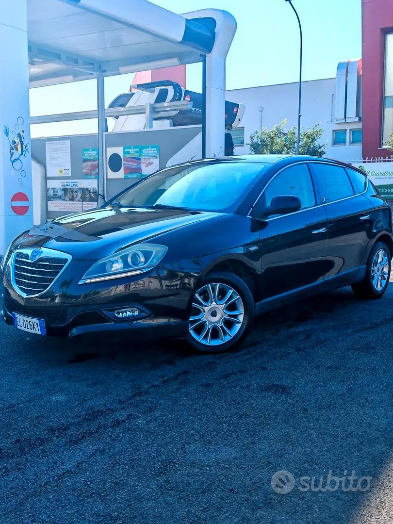Lancia Delta 2012 photo 3