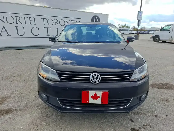Volkswagen Jetta 2014 photo 2
