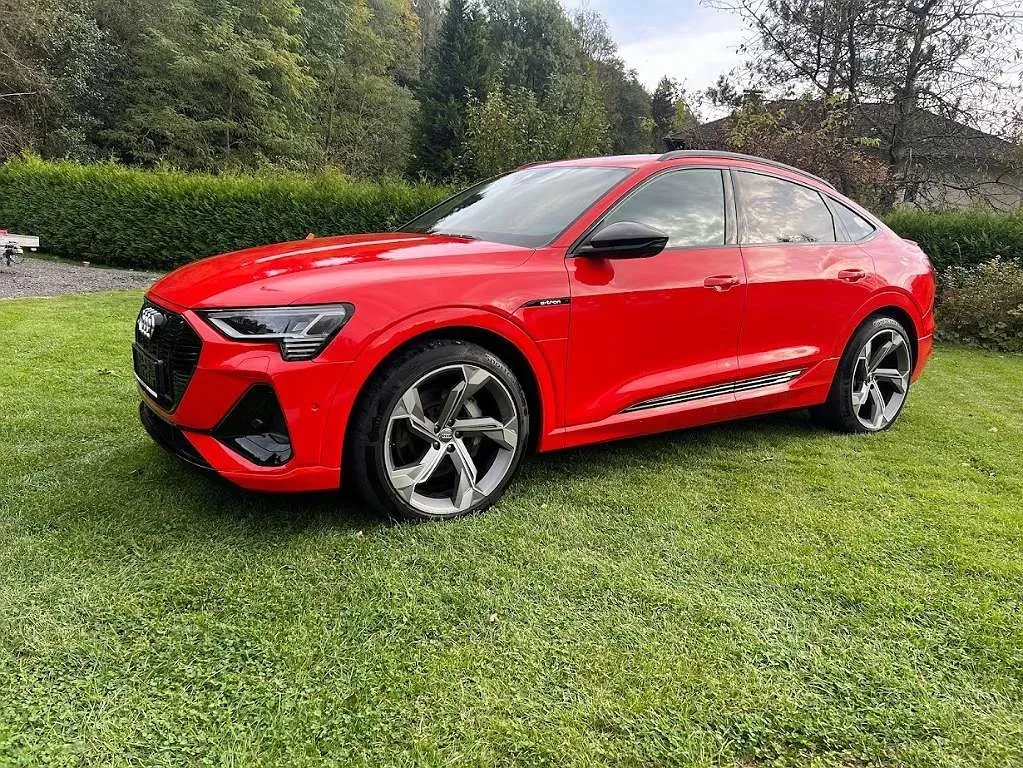 Audi E-Tron 2021 photo 2