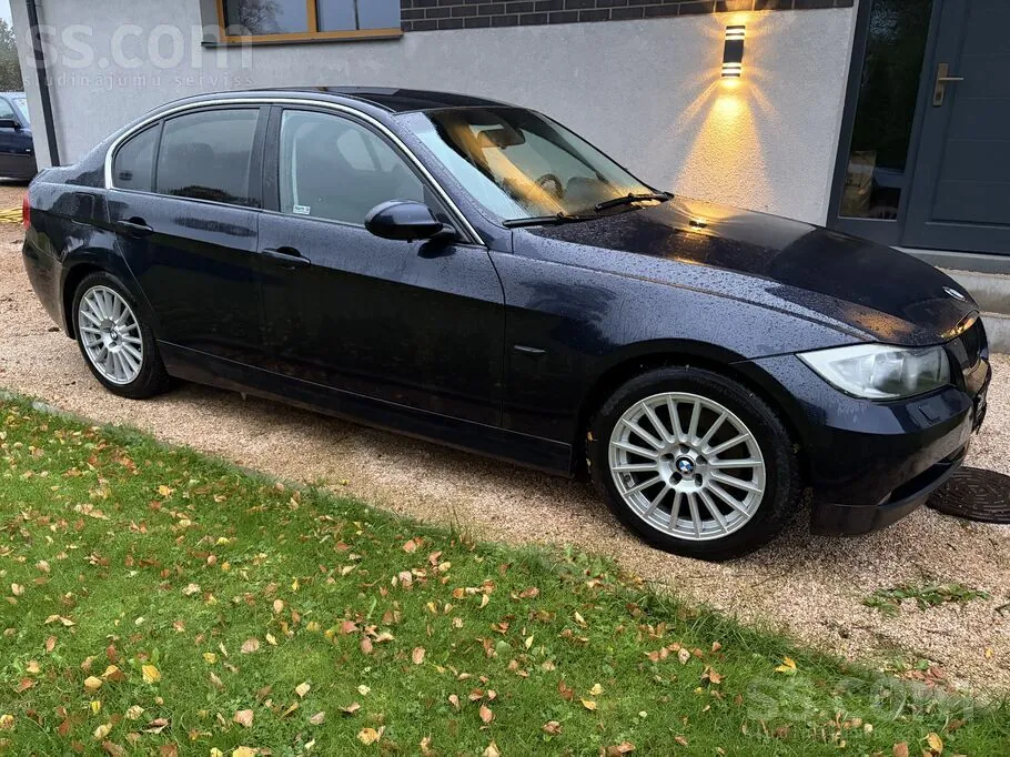 BMW 325 2005 photo 2