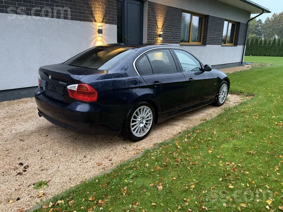 BMW 325 2005 photo 4