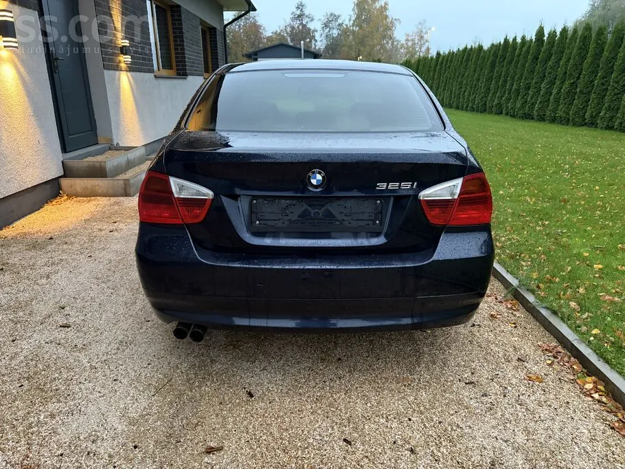 BMW 325 2005 photo 5