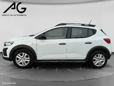 Dacia Sandero 2023 photo 2
