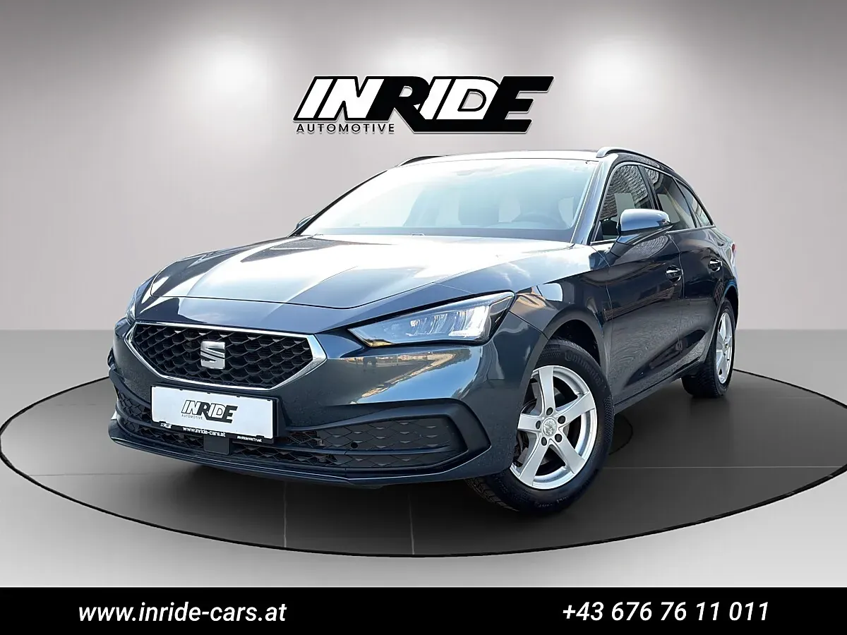 Seat Leon 2023 photo 2