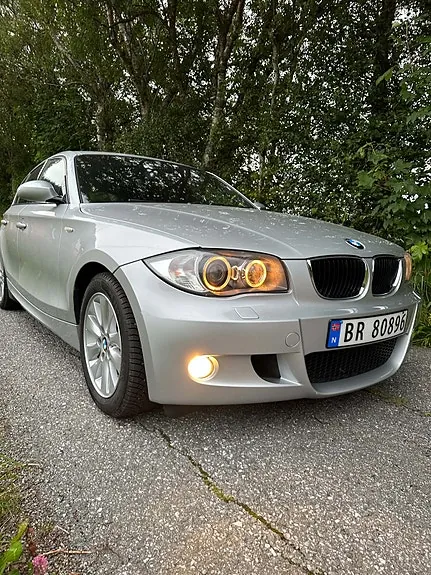 BMW 116I 2009 photo 2
