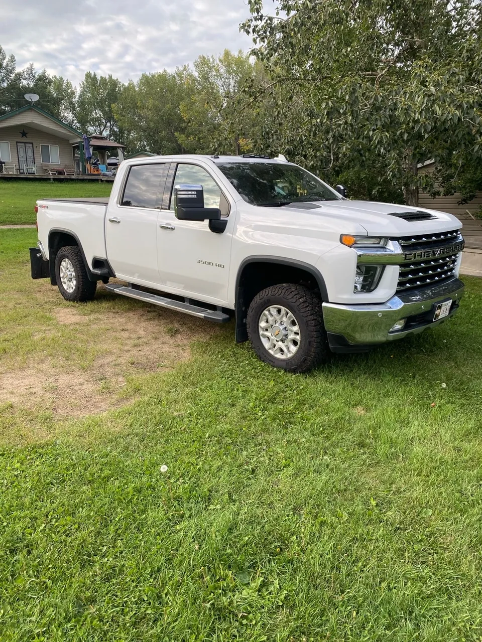 Chevrolet Silverado 3500Hd 2023 photo 2