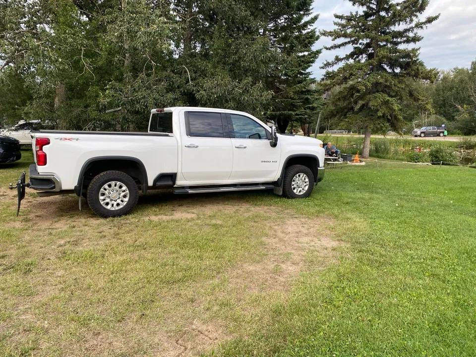 Chevrolet Silverado 3500Hd 2023 photo 4