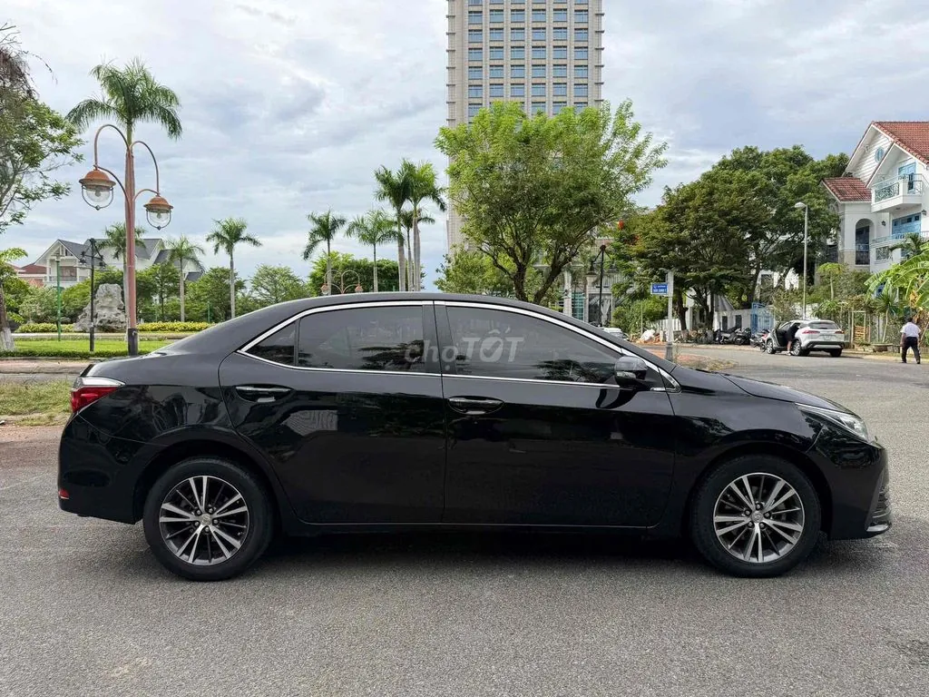 Toyota Corolla Altis 2018 photo 4