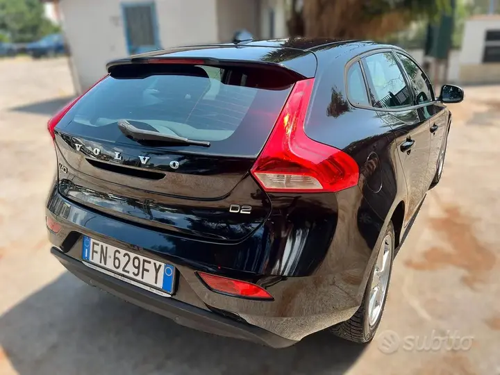 Volvo V40 2018 photo 5