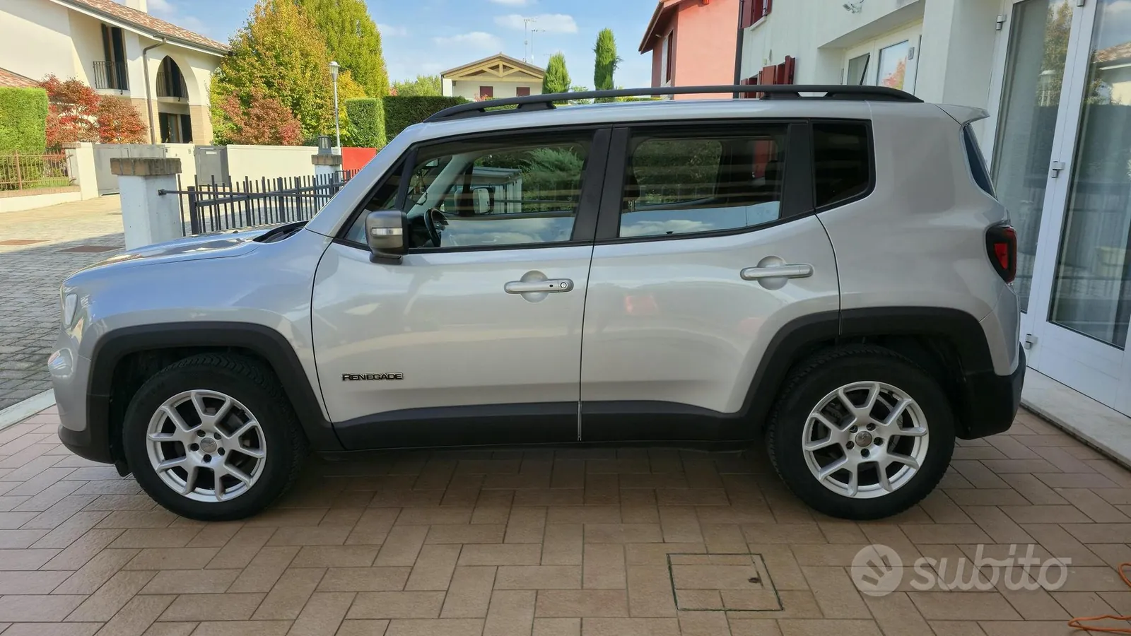 Jeep Renegade 2019 photo 2