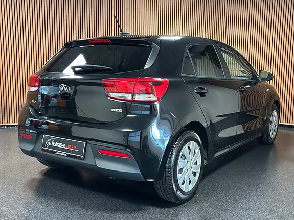 Kia Rio 2018 photo 4