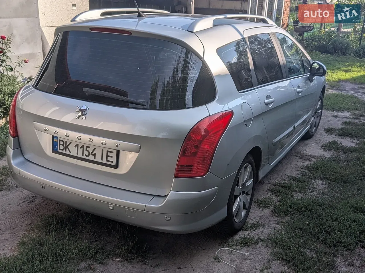 Peugeot 308 2010 photo 4