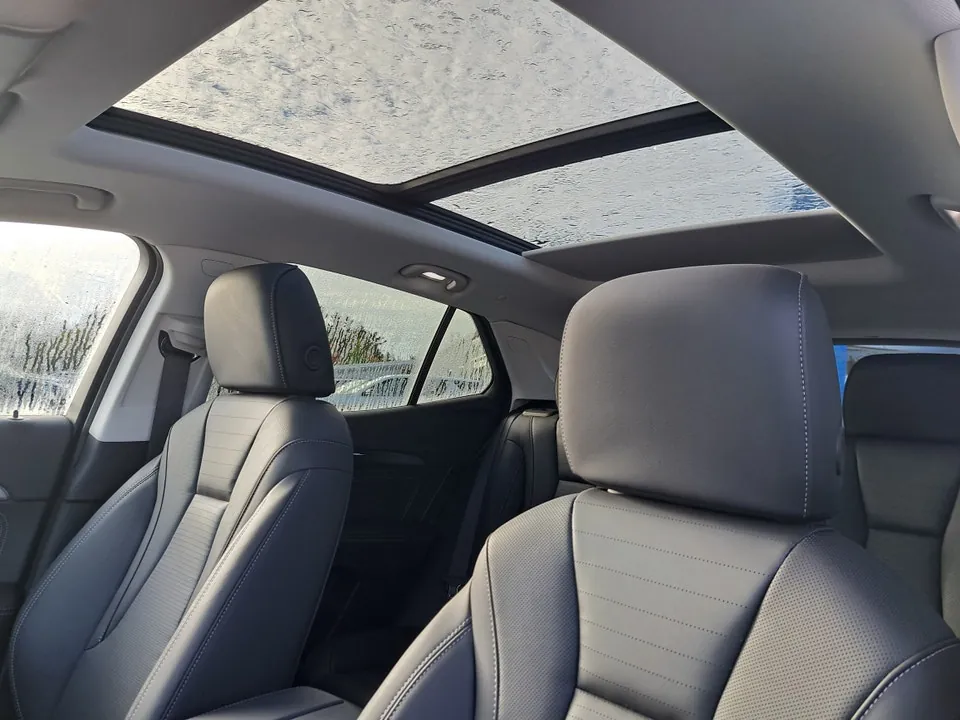 Buick Envision 2026 photo 3