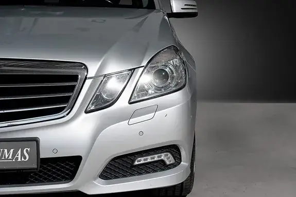 Mercedes-Benz E220 2010 photo 4