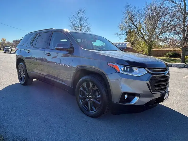Chevrolet Traverse 2020 photo 2