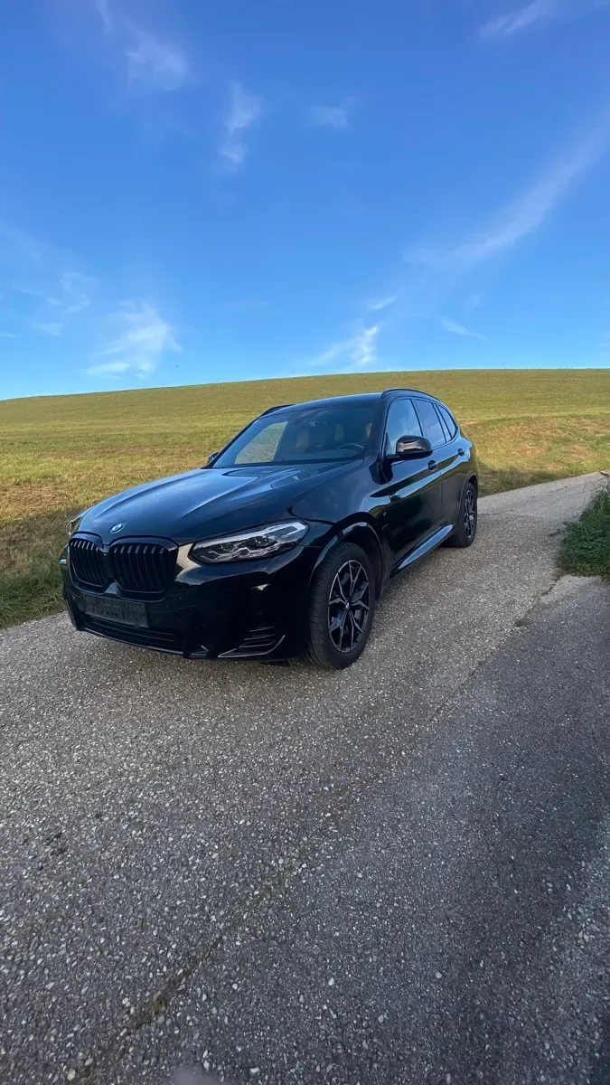 BMW X3 2022 photo 2