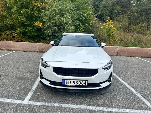 Polestar 2 2022 photo 2