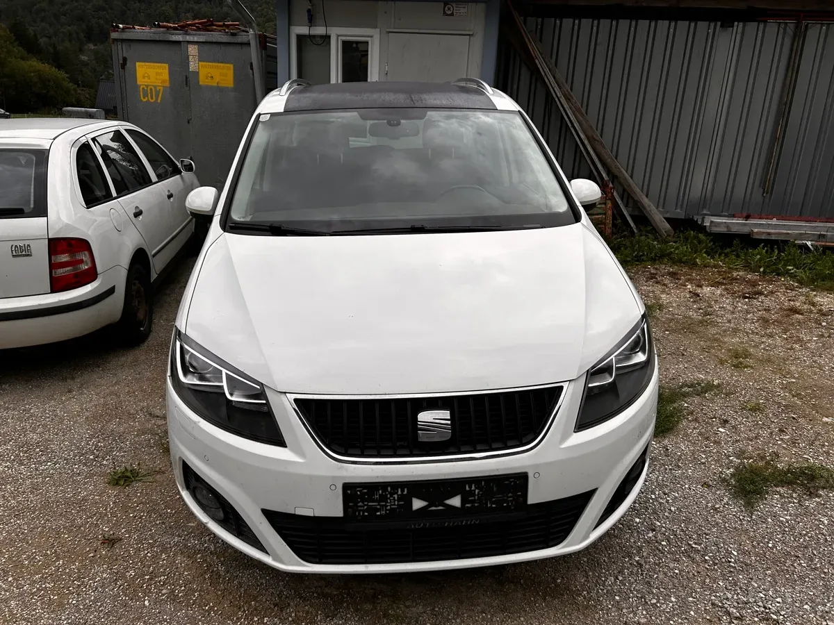 Seat Alhambra 2014 photo 2
