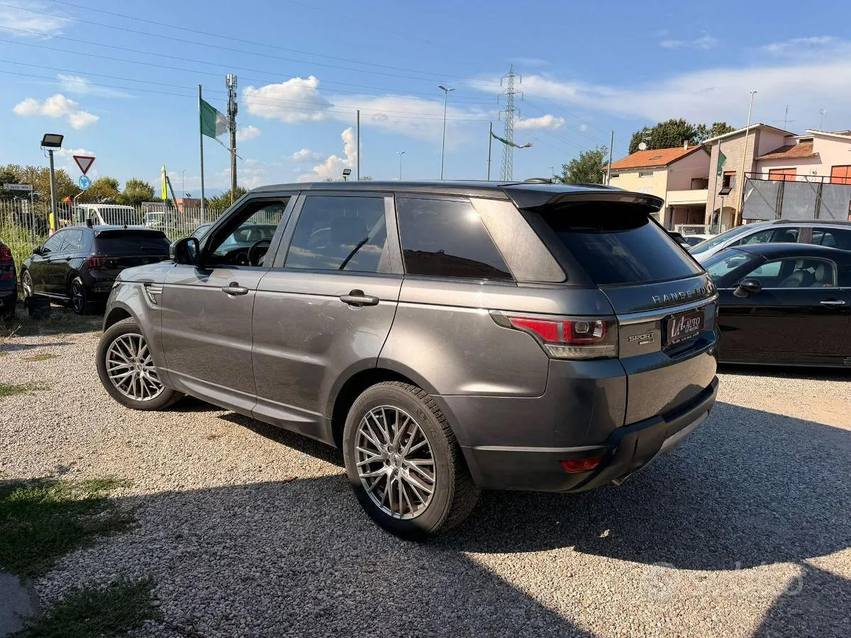 Land Rover Range Rover Sport 2015 photo 3