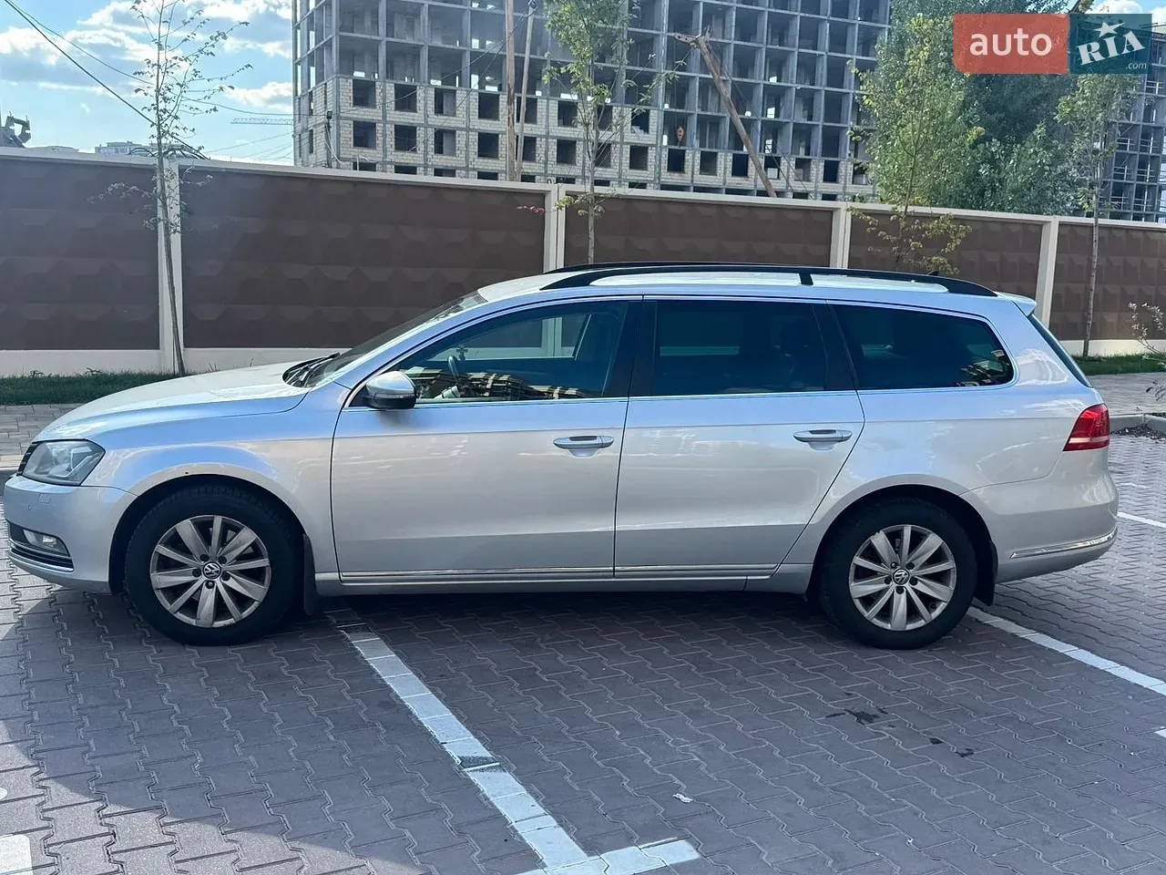 Volkswagen Passat 2012 photo 4