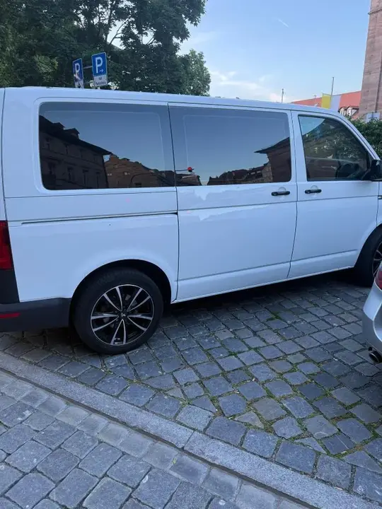 Volkswagen Bus T6