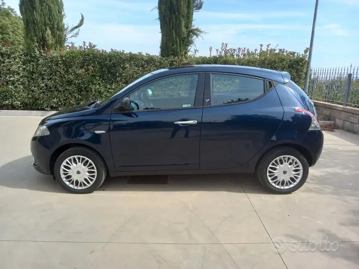 Lancia Ypsilon 2017 photo 4