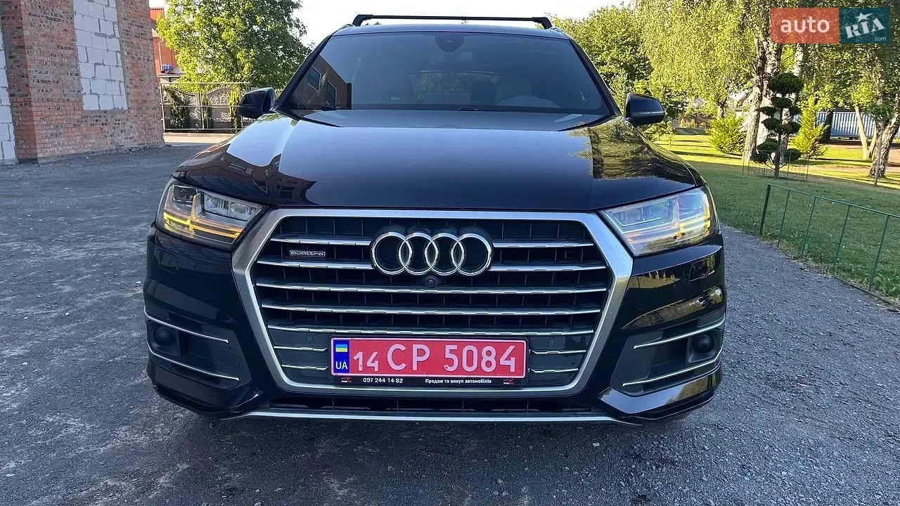 Audi Q7 2018 photo 2